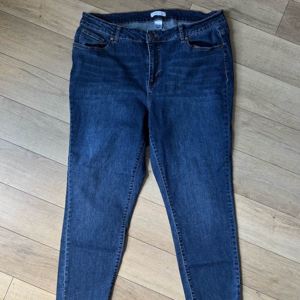 Westport Blue Straight Leg Jeans Classic Style